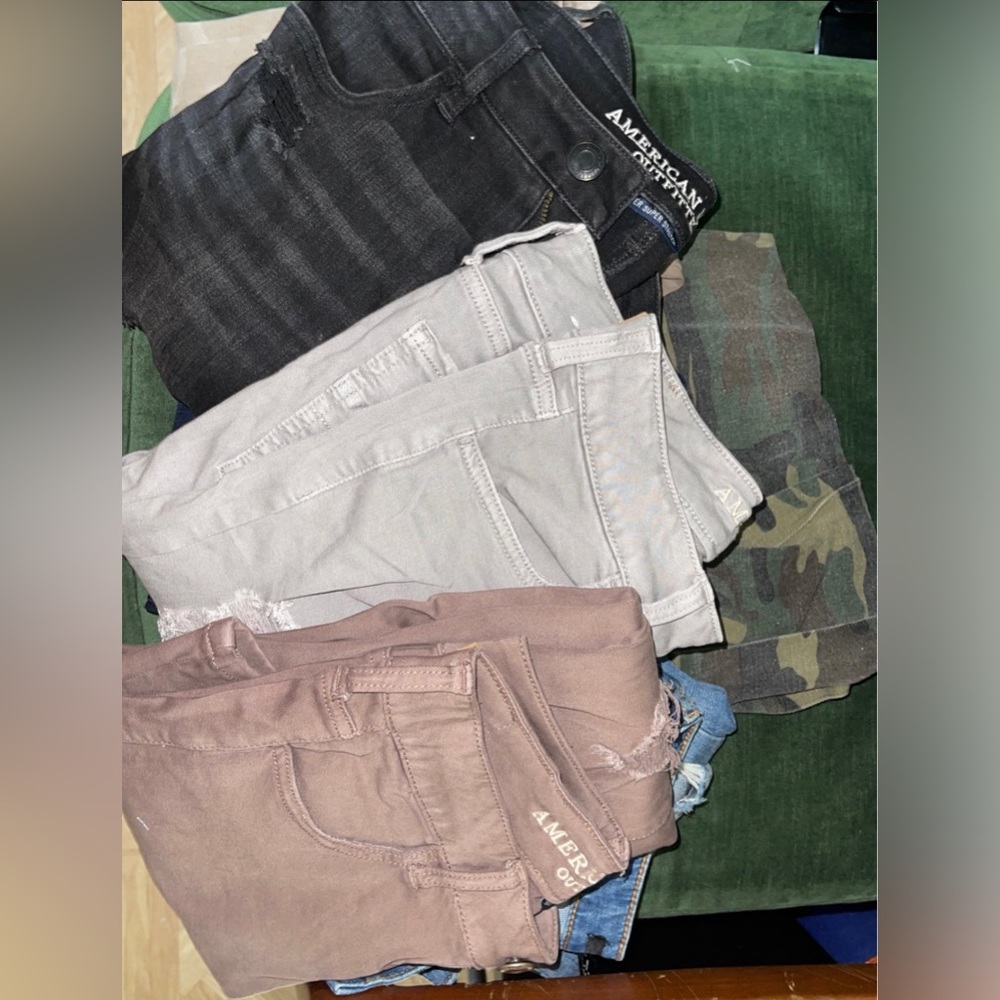 Woman American eagle jeans